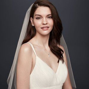 David’s Bridal One-Tier Blusher Veil Ivory